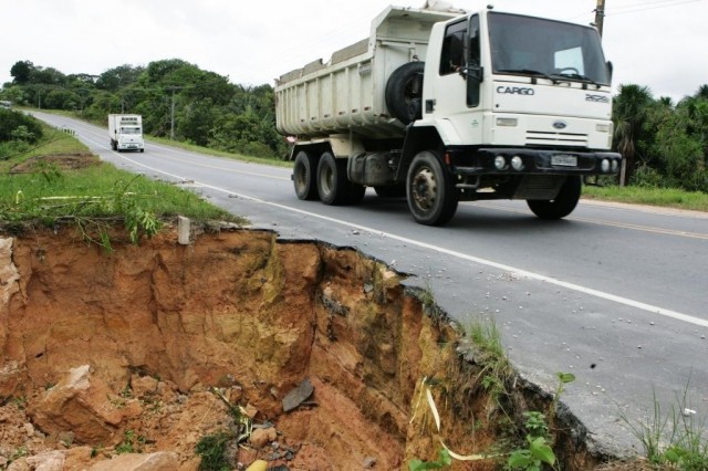 Governo construirá nova ponte no KM 265 da AM-010