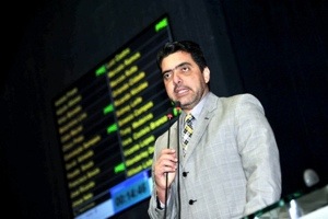 Deputado Abdala Fraxe questiona manutenção de programas anunciados pelo governo federal