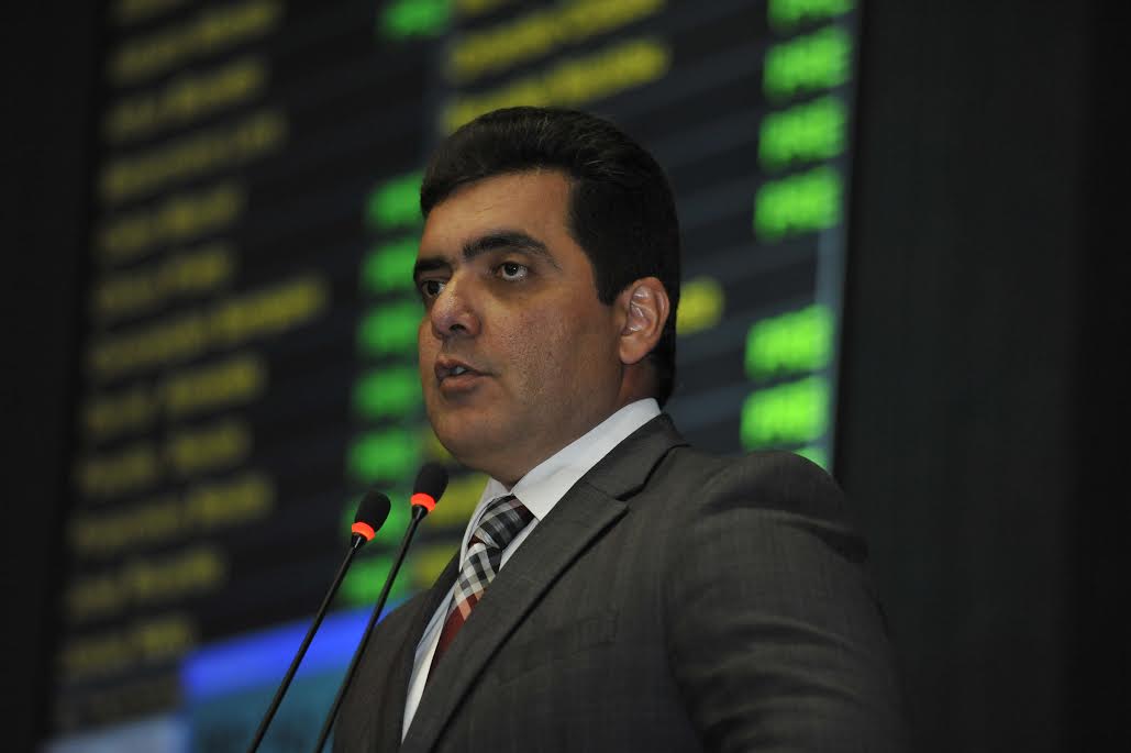 Presidente da CPI da Pedofilia repudia atitudes do Banco do Brasil e Caixa Econômica Federal