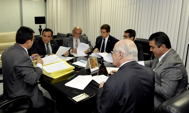 Comissão de Constituição, Justiça e Redação delibera 68 Projetos de Lei