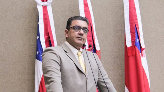 Deputado Abdala Fraxe destaca desempenho das UBS’s responsáveis pela vacinação de 78 mil pessoas, no último fim de semana
