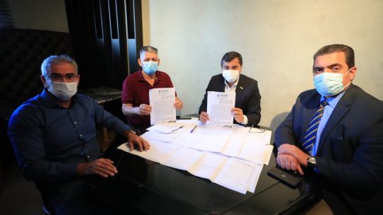 Governo do Amazonas assina convênio para recuperação de ramais em São Paulo de Olivença