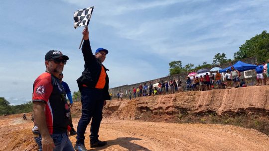 Deputado Abdala Fraxe defende expandir evento de Motocross para municípios amazonenses