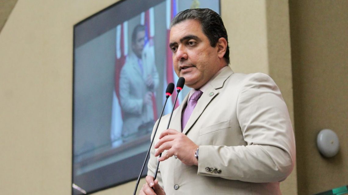 Abdala Fraxe destaca convênio entre Governo e Prefeitura em prol de melhorias para a capital amazonense